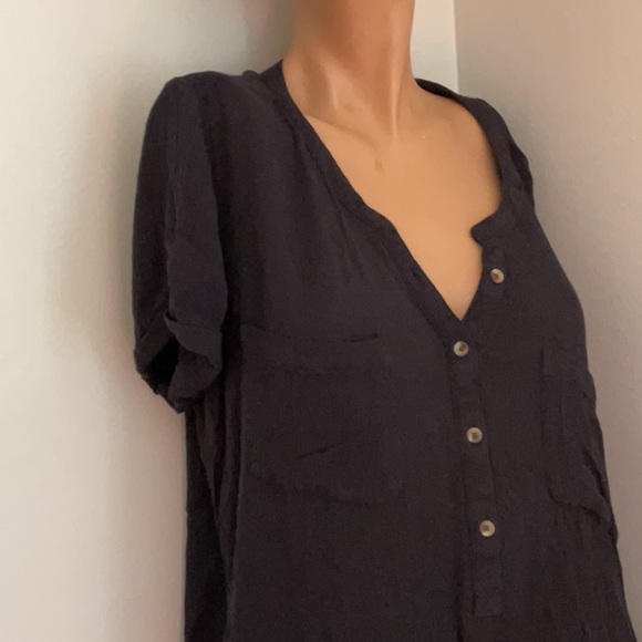 Sonoma Black Short-sleeve Blouse - Picture 3 of 6